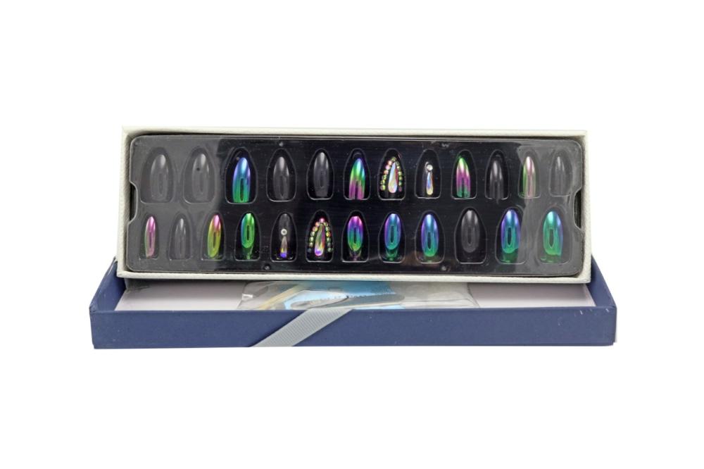 0068863e-b9bb-4e2b-8a37-4c104e3eb08d-1000x666.40625-snb1P5XIELSMMCczUk2IMyJ6zfzSJNaa1qGKGIRC.jpg ستيكي نيلز اظافر لاصقه جذابه متعدده المقاسات وسهله التركيب BK 19-96 حبه 24 - الصورة 1