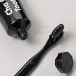 ⁦أونبا تشا تشا فرشاة أسنان ناعمة - أسود⁩ - الصورة ⁦2⁩