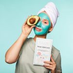 جلوف مزيل القناع بيوتينيو