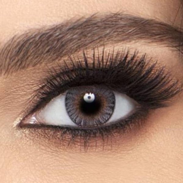 عدسات لاصقة يومية رمادي طبيعي