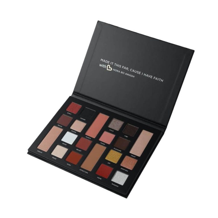 باليت ظلال العيون فيث نوره