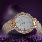 ⁦طقم ساعة نسائي عصري لون ذهبي مع سلسال وحلق وخاتم⁩ - الصورة ⁦4⁩