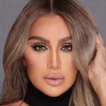 ⁦امارا عدسات لاصقة - هيزل وود⁩ - الصورة ⁦2⁩