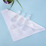 ⁦مانيجودز مجموعة عبوات فارغة 10 قطع مع منشفة وجه ومشط مناسبة للسفر⁩ - الصورة ⁦2⁩