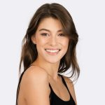 ⁦ميك اب فور ايفر كريم أساس الترا اتش دي ستيك درجة (Y335) - 12.5 جم⁩ - الصورة ⁦5⁩