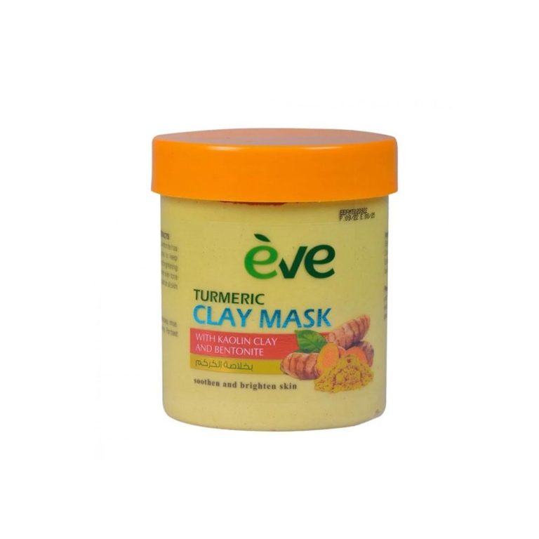 قناع طين وكركم لتفتيح البشرة