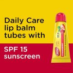 ⁦كارمكس مرطب الشفاه بالفراولة - 3 * 10 جم⁩ - الصورة ⁦3⁩