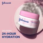⁦جونسون كريم ترطيب ناعم على مدار 24 ساعة - 300 مل⁩ - الصورة ⁦2⁩