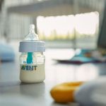 ⁦فيليبس افنت رضاعة بلاستيكية مضادة للمغص  ( SCF810/24 ) 125 * 2 مل⁩ - الصورة ⁦5⁩