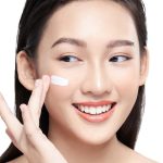 ⁦ايفلين كريم تفتيح مكثف ليلي وايت برستيج فور دي - 50 مل⁩ - الصورة ⁦4⁩