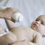 ⁦جونسون بودرة للأطفال طبيعية %99 - 400 جم⁩ - الصورة ⁦4⁩