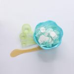 ⁦ميني جود قناع الجمال المضغوط 24 كبسولة مع صحن وملعقة⁩ - الصورة ⁦2⁩